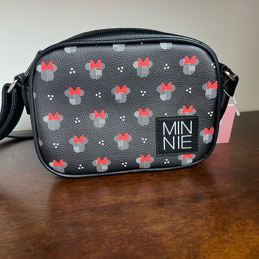 NWT Dani by Danielle Nicole Disney Minnie Crossbody